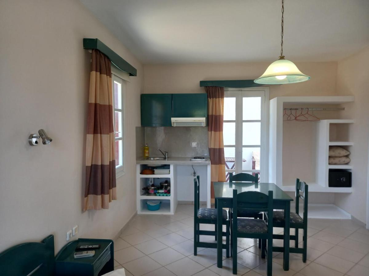 Joanna's On The Apartment Plaka (Naxos)